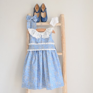 Floral dress with frilly sash and ruffle collar