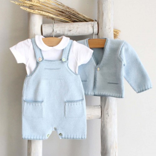 Knitted shortalls with little pocket and blue trim